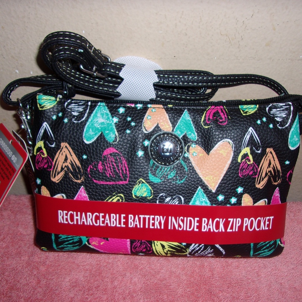 Stone Mountain Leather Accessory Purse W/ Charger